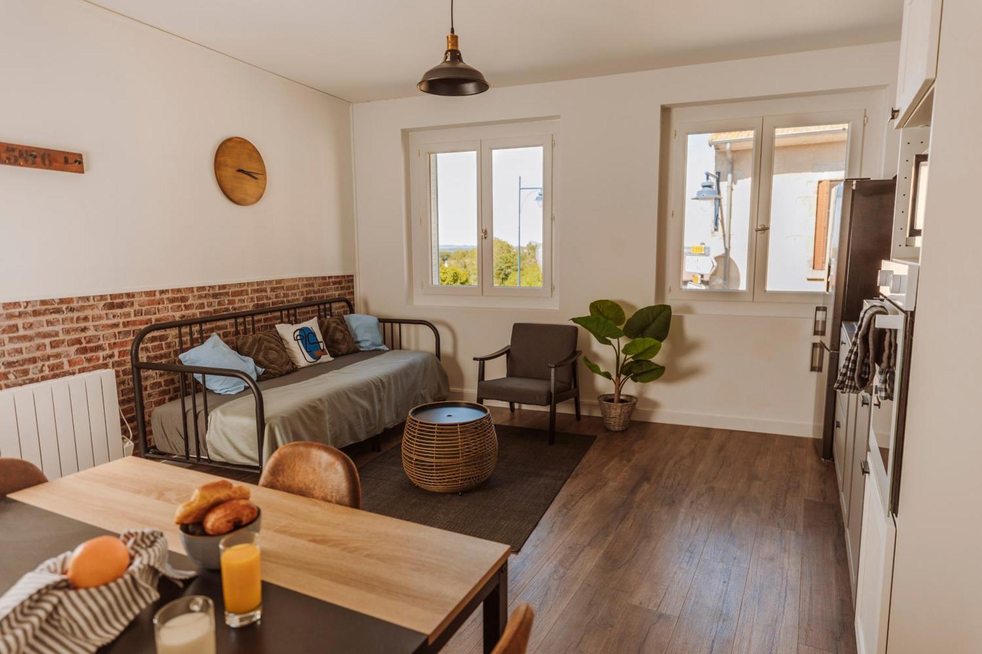 Bel Appartement 35 M 1Er Etage Evaux-les-Bains Exterior photo